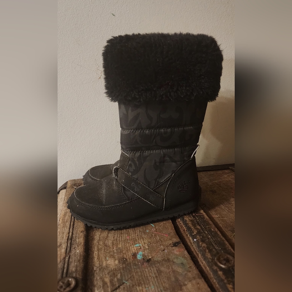 Girls size 10t Timberland boots